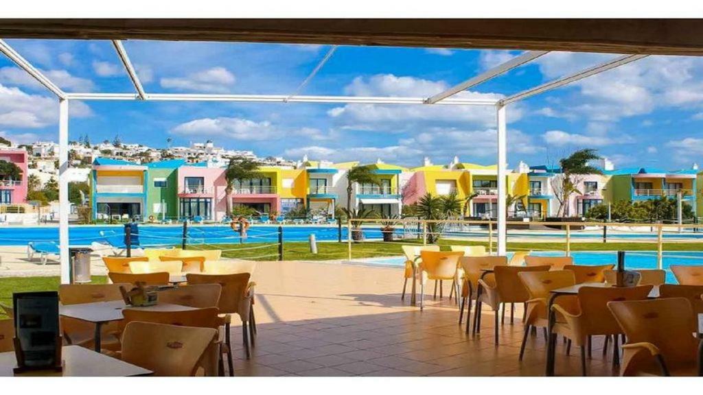 Marina De Albufeira Orada Resort - 2-Bed Apartment With Huge Pool Dış mekan fotoğraf