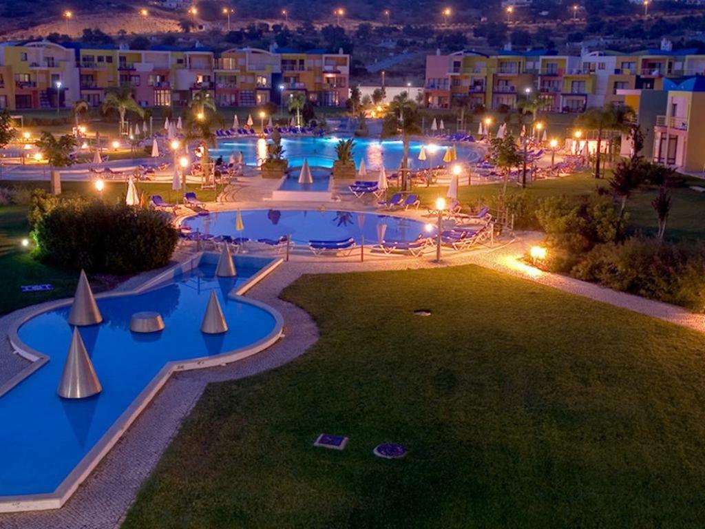 Marina De Albufeira Orada Resort - 2-Bed Apartment With Huge Pool Dış mekan fotoğraf
