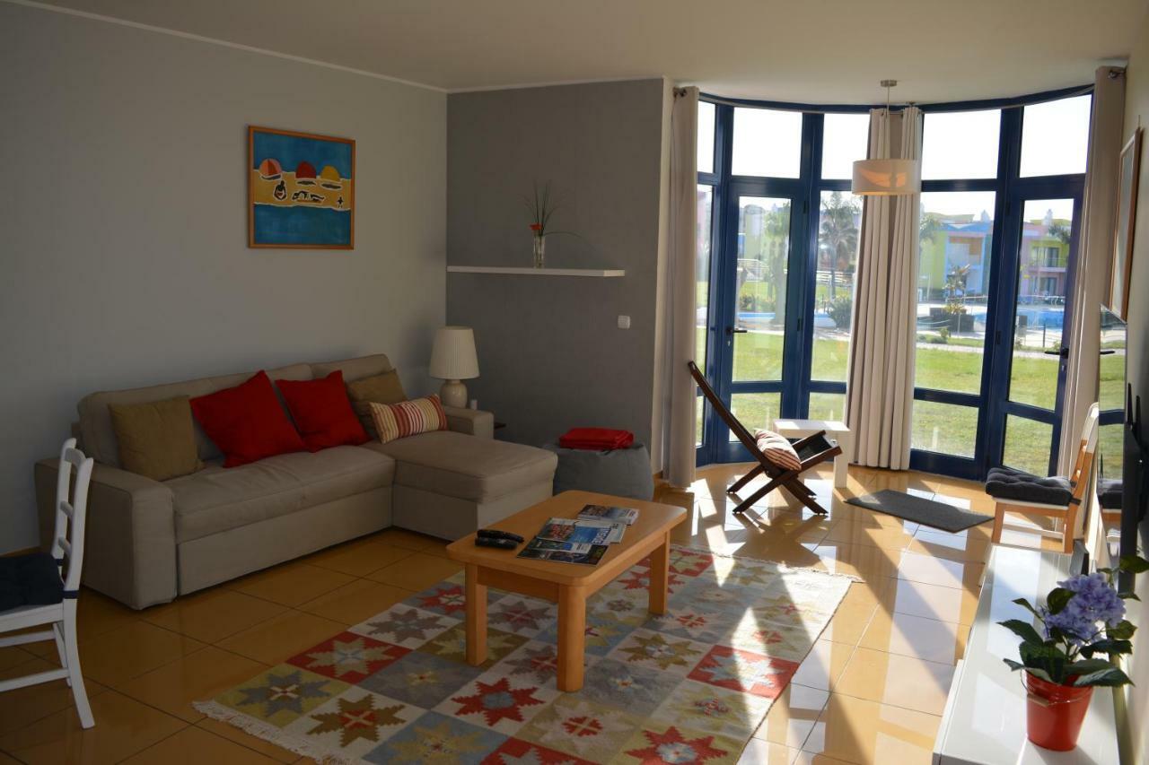Marina De Albufeira Orada Resort - 2-Bed Apartment With Huge Pool Dış mekan fotoğraf